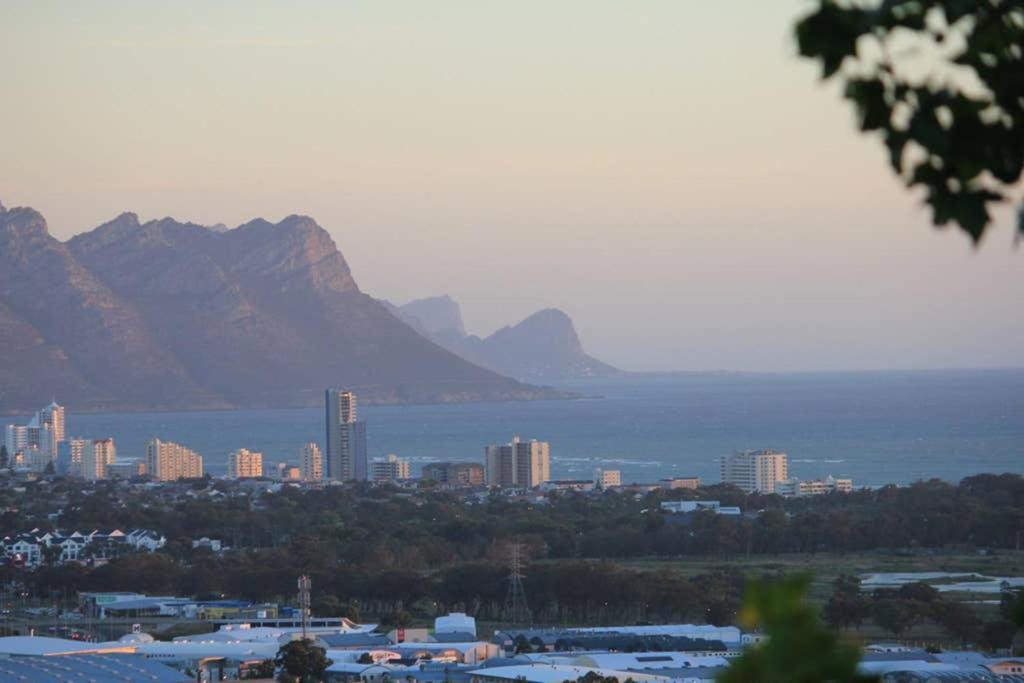 Somerset-west, Heldervue Apartment Cape Town